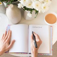 11-Life-Changing-Journaling-Tips-For-Beginners-Feature-Image-1024x1024